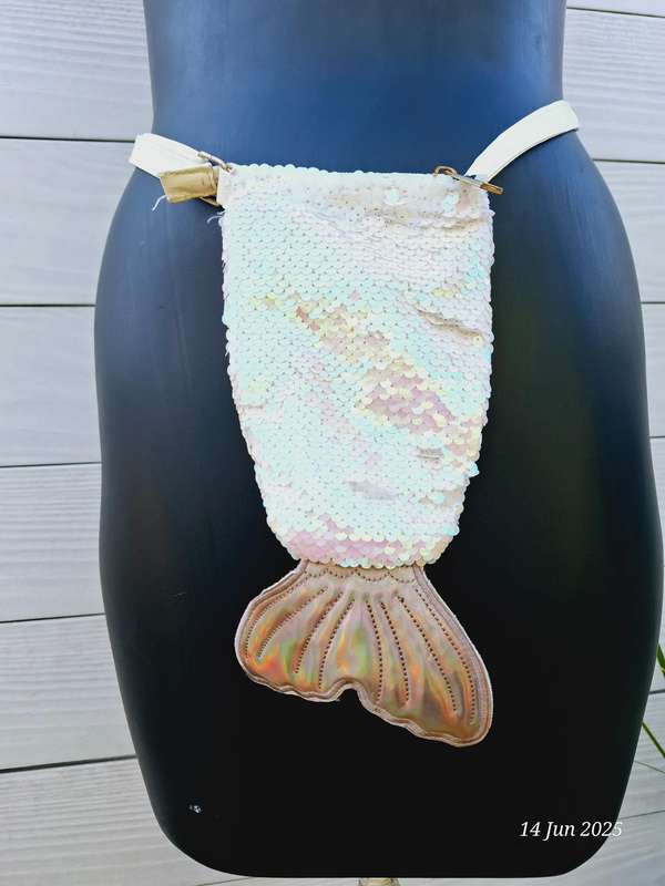 Girls mermaid tail handbag