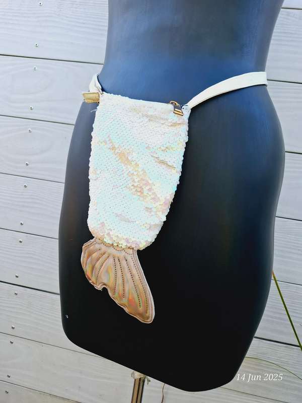 Girls mermaid tail handbag