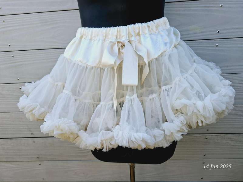 Smitten flutter white tutu