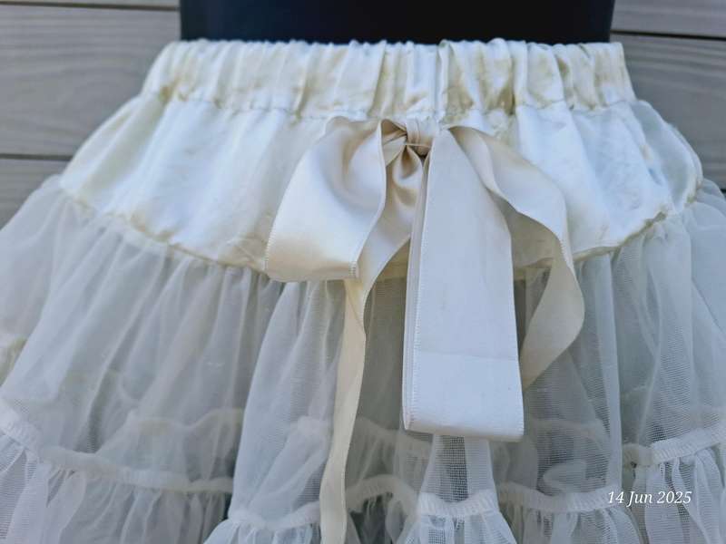 Smitten flutter white tutu