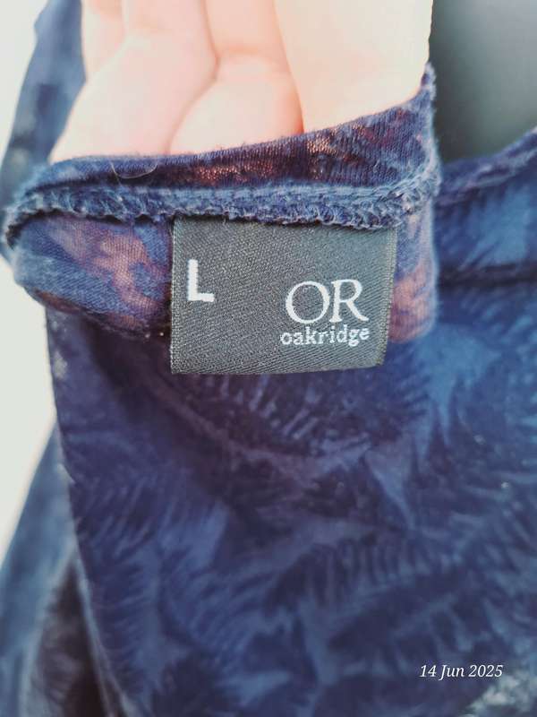 Sheer navy top - L