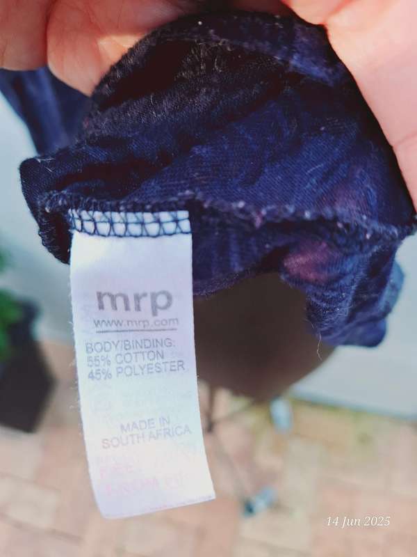 Sheer navy top - L