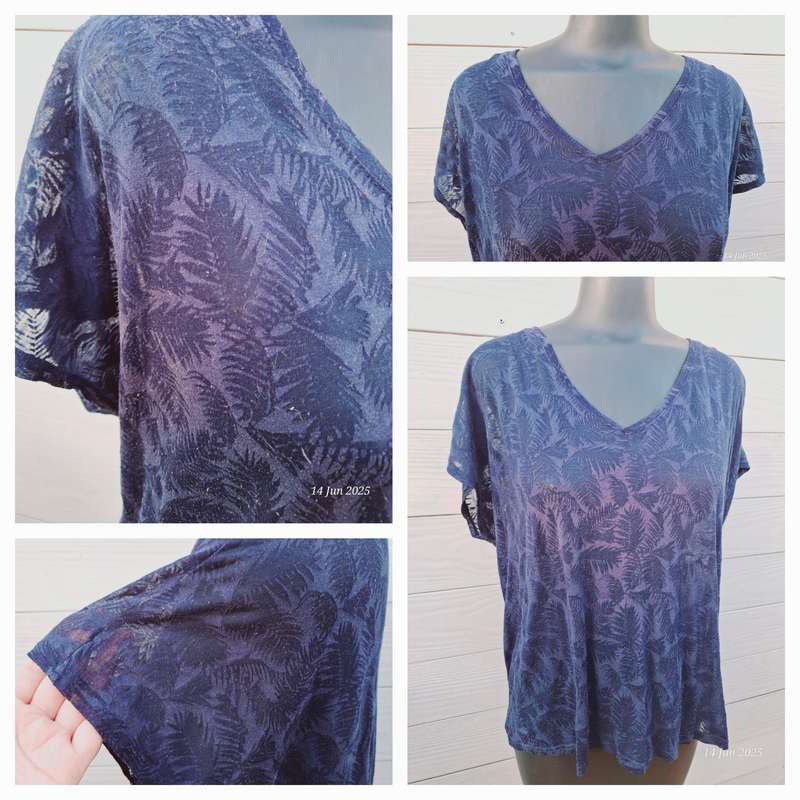 Sheer navy top - L
