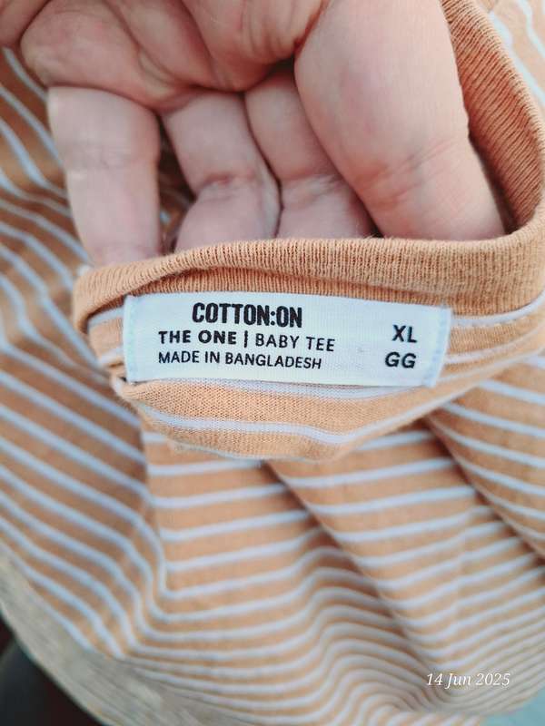 Cotton on the baby tee - XL