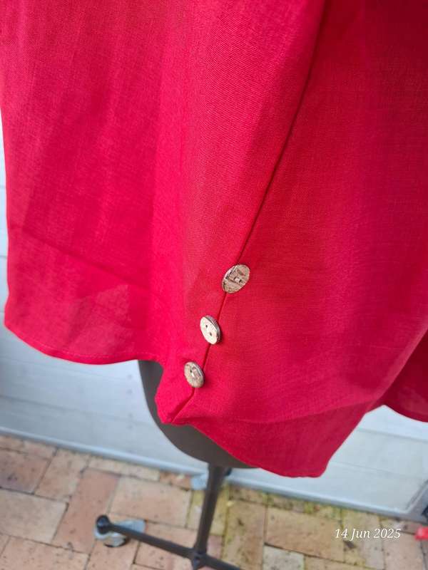 New High-Low deep red top - 4XL