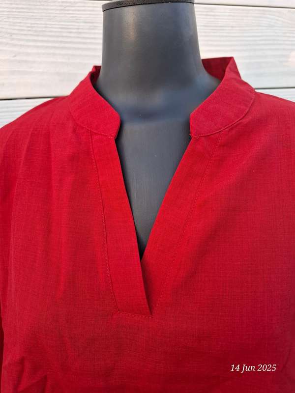 New High-Low deep red top - 4XL