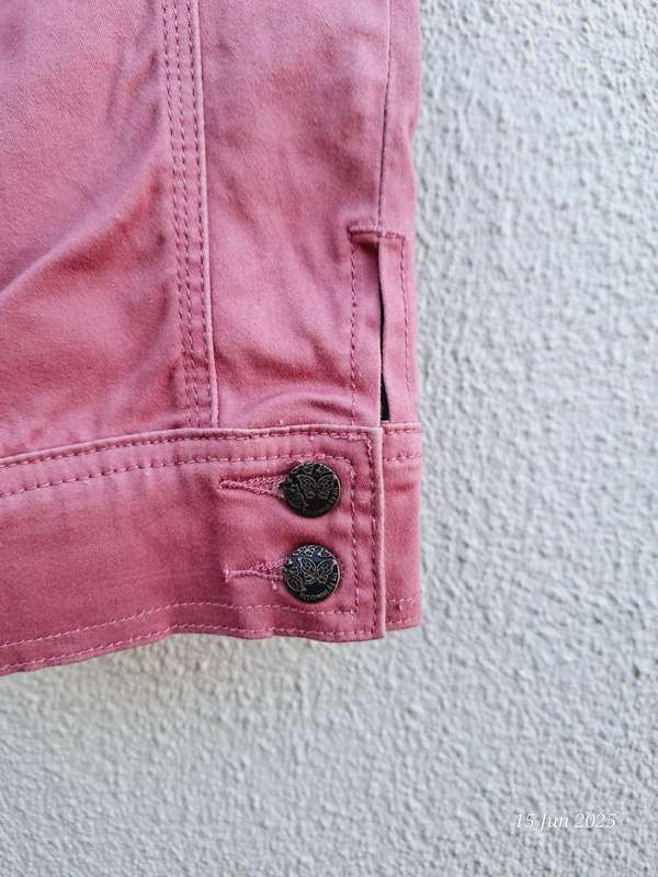 TRS by Truworths coral 3/4 denim shorts. Size 36