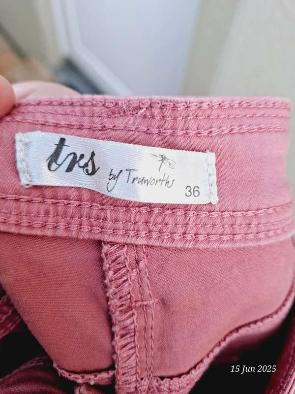 TRS by Truworths coral 3/4 denim shorts. Size 36