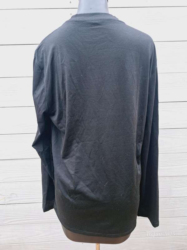 Unisex long sleeve black t-shirt - L