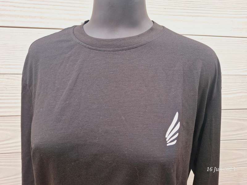 Unisex long sleeve black t-shirt - L