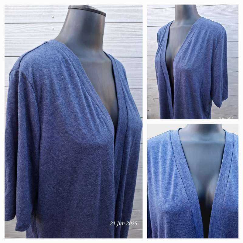 Navy open short sleeve cardigan  Size XL