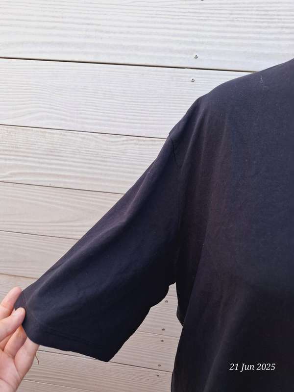 Foschini black tshirt - L