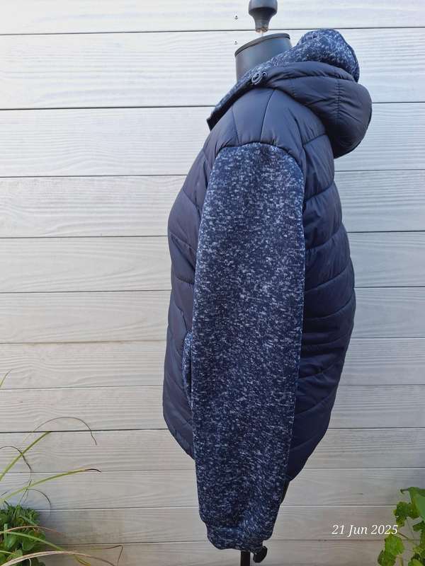 New Slazenger navy jacket - Size XL