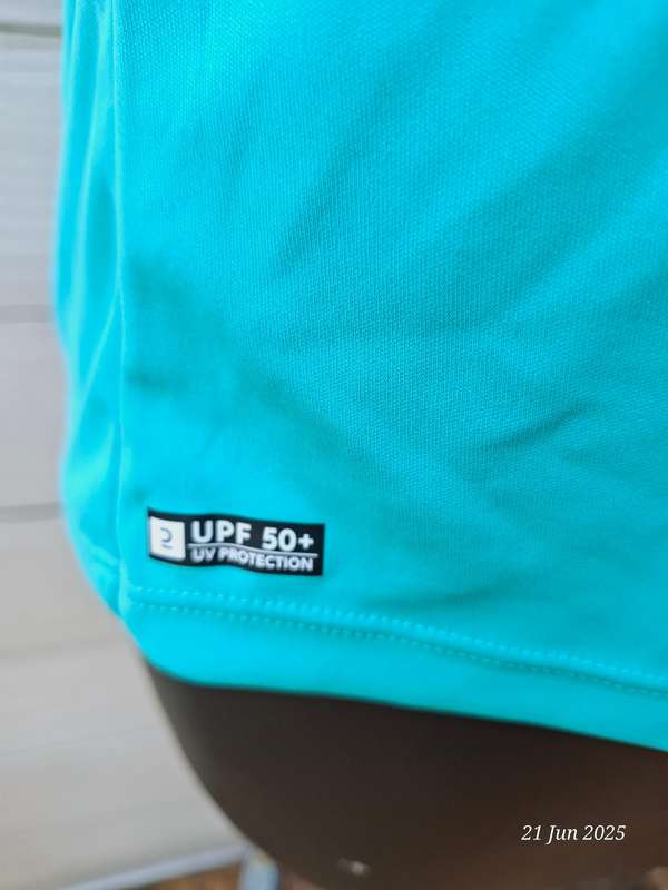 Like new Decathlon Women's surfing shirt sleeved tshirt. Anti UV Malou Turquoise  Size: 16-18 /XL