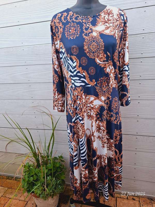 New navy and brown below knee dress.  Size XL