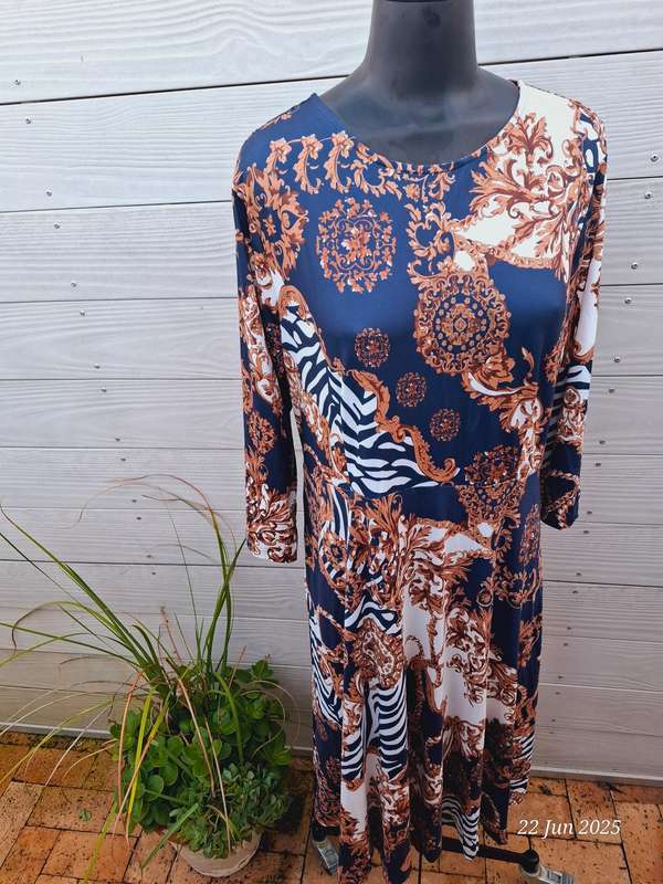 New navy and brown below knee dress.  Size XL