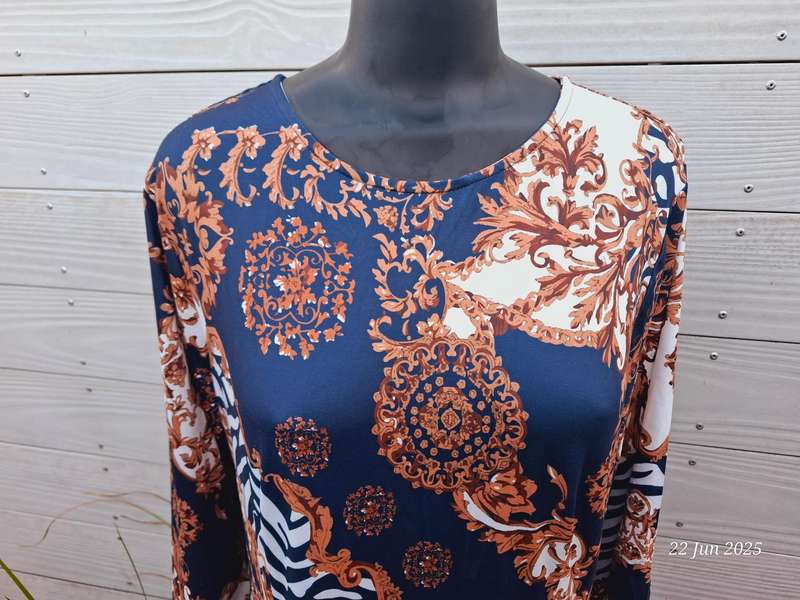 New navy and brown below knee dress.  Size XL