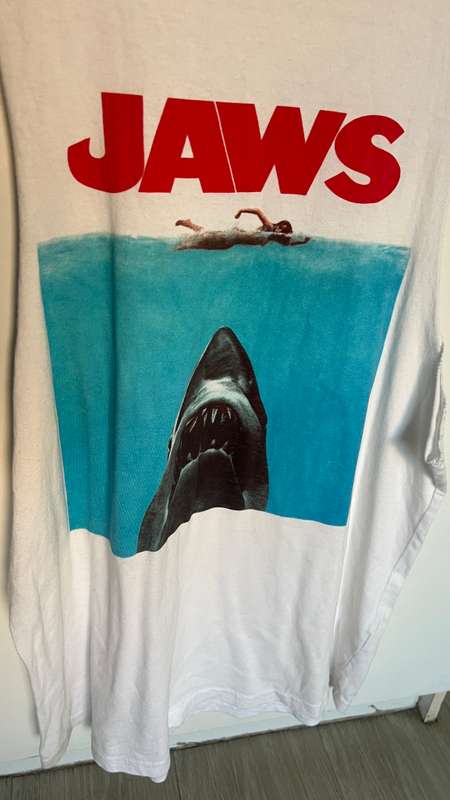 JAWS wifey / sleeveless tshirt - S-M