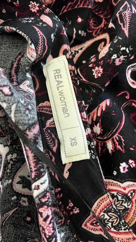 Burgandy and Black pasley kimono - XS