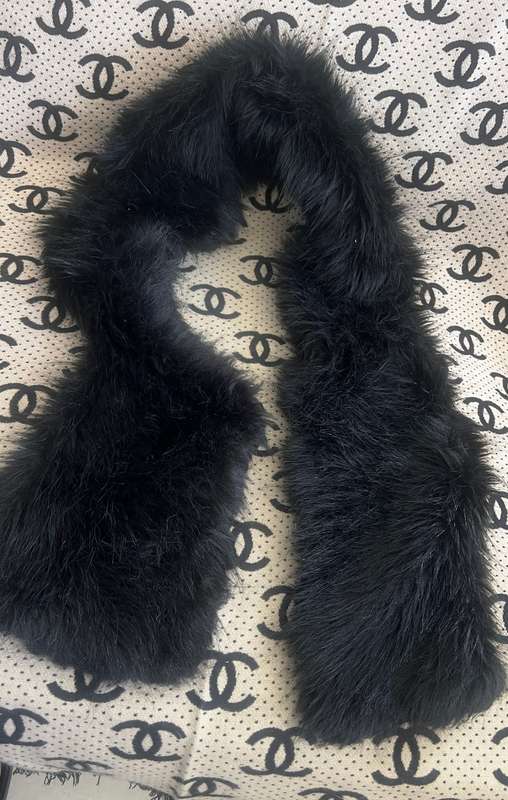 Noir by Nanine ( South African designer) Black faux fur scarf / stola / wrap