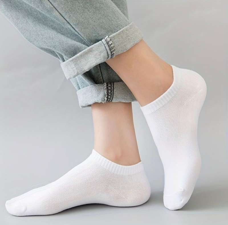 4 x Pairs NEW white cotton ankle socks