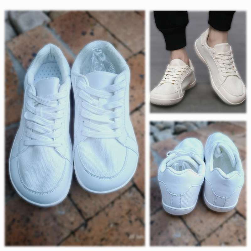 New Unisex low cut white sneaker shoes. Size CN39/UK6