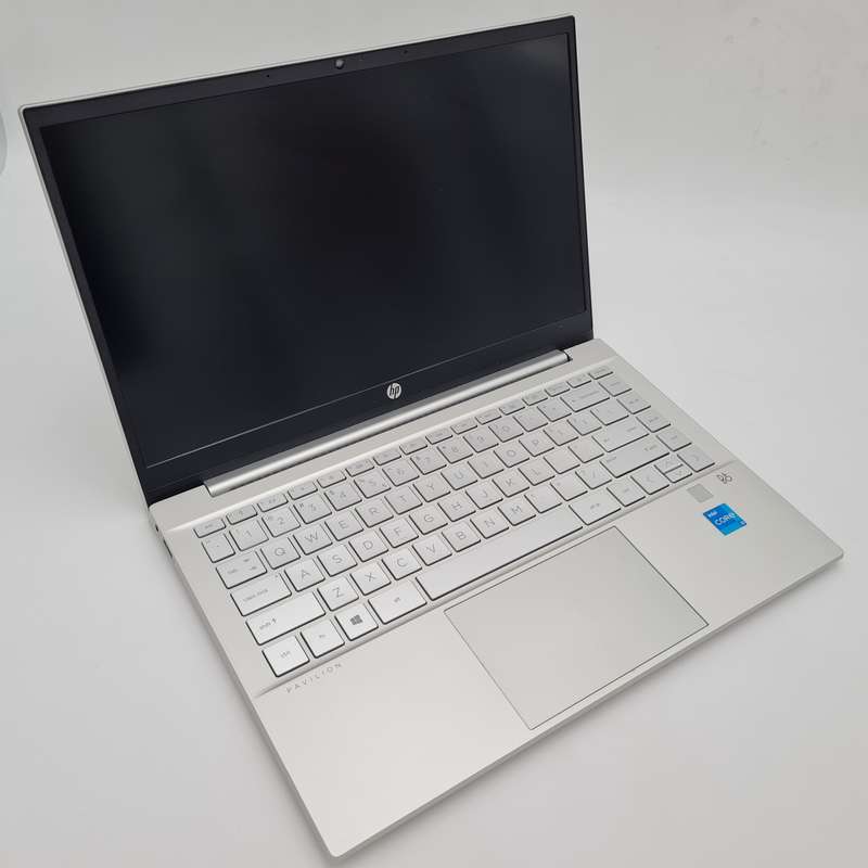 HP Pavilion 14 Notebook - Intel Core i3 | 8GB RAM | 256GB SSD | 14" Full HD | Fingerprint reader |