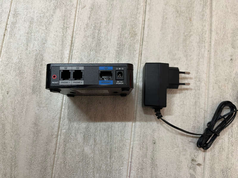 Cisco SPA112  2-Port Analog Telephone Adapter (ATA)