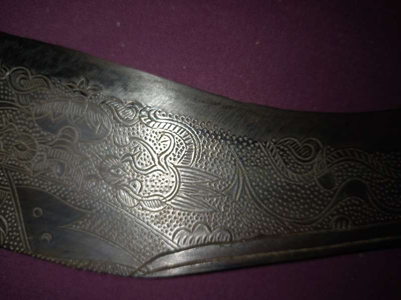 Guka Kuru with Utility Blades (TPS-199G)