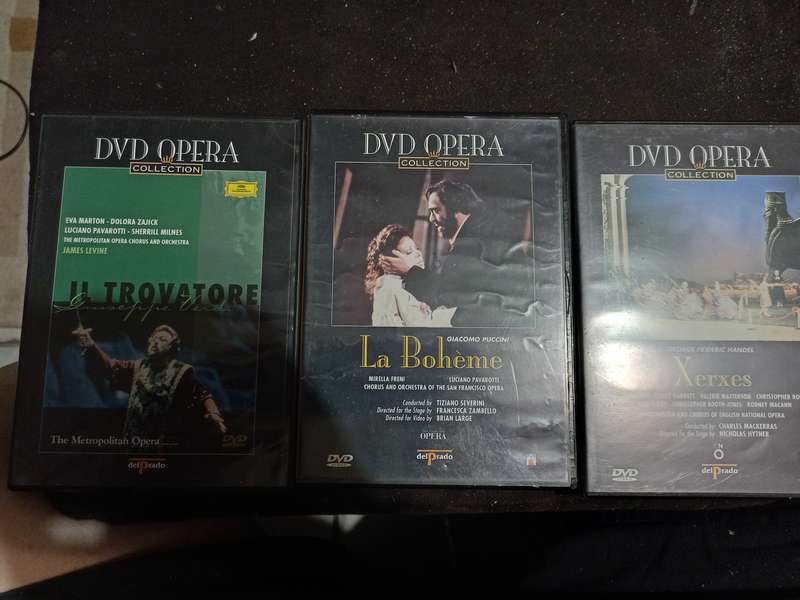 Musicals & Opera  DVDs (Lot 11)