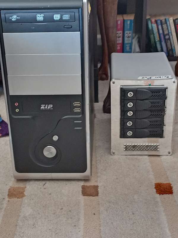 Desk Top +HD Tower (TPS-213H)