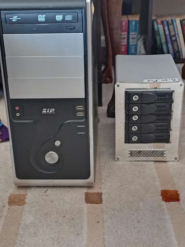 Desk Top +HD Tower (TPS-213H)