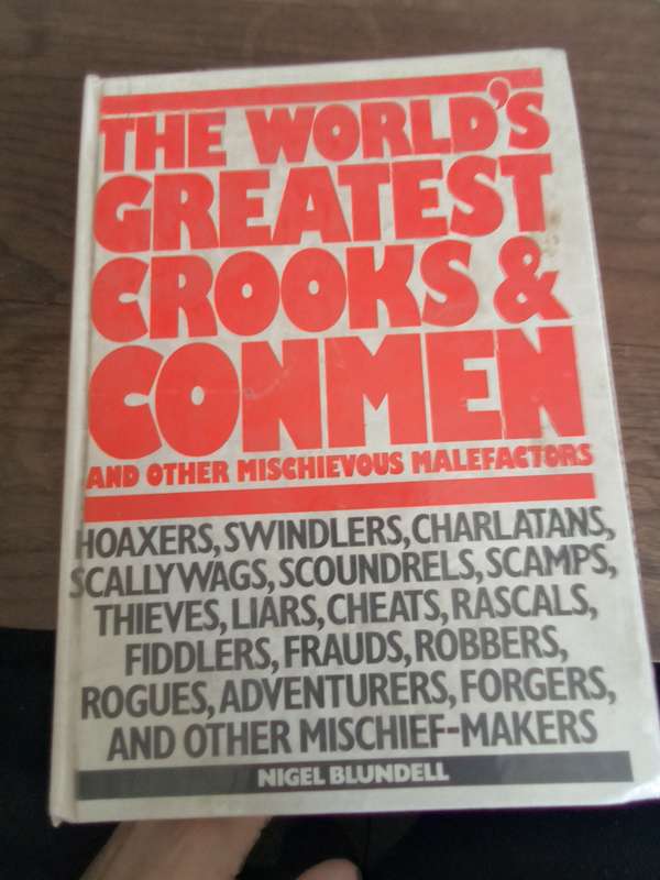 The Worlds Greatest Crooks & Conmen (EWS-118B)