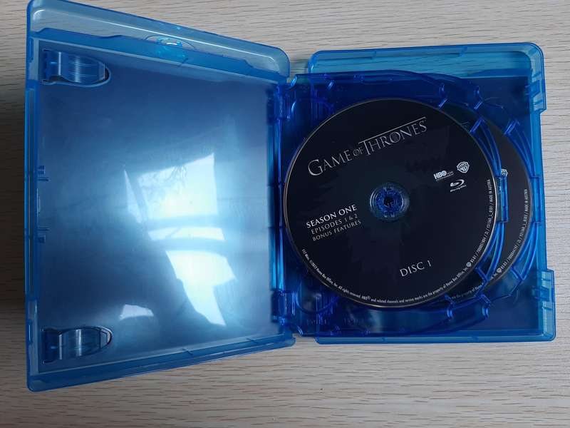 Game Of Thrones The Complete First Season (Blu-Ray)