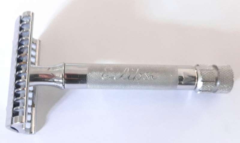 Vintage 1930s Eclipse Red Ring Safety Razor