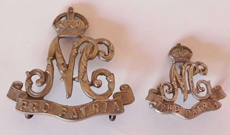 UDF Natal Carbineers Cap and Collar Badges