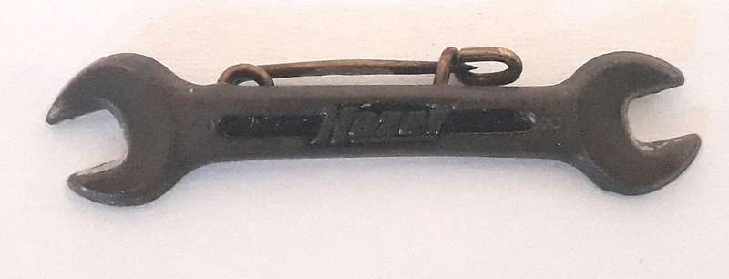 Vintage Hazet Spanner Advertising Pin Badge