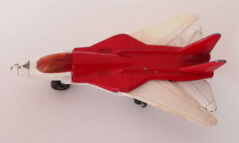 Vintage Lesney Matchbox No 27 Swing-Wing Plane