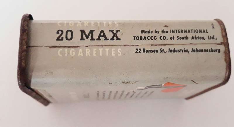 Vintage Max 20 Pack Cigarette Tin