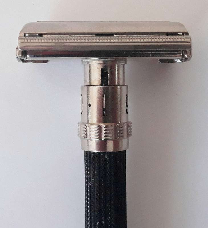 Vintage Gillette 1969(O3) Super Adjustable 109 Safety Razor