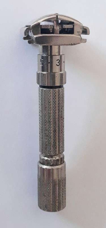Vintage Gillette 1960(F1) Fatboy - 195 Adjustable Safety Razor