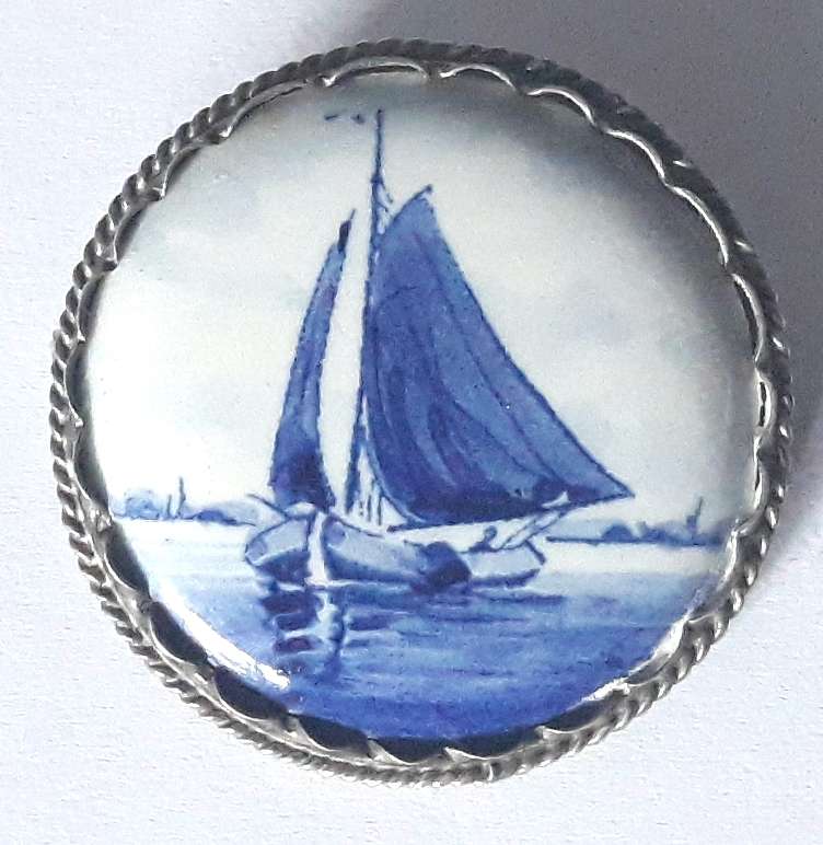 Vintage V.K. Holland Silver Delft Brooch