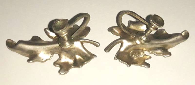 Vintage Bond Boyd Sterling Silver Screw On Earrings