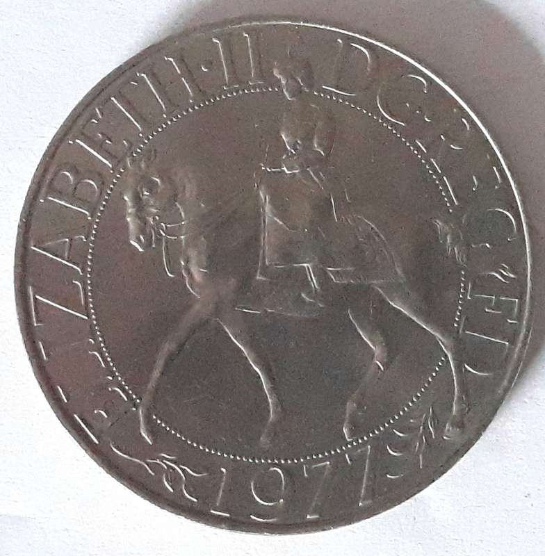 1977 Queen Elizabeth's Silver Jubilee Crown