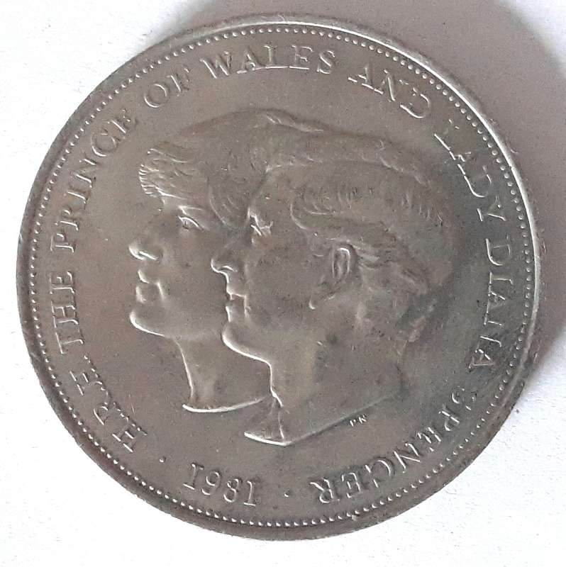 1981 Prince Charles and Lady Diana Wedding Crown