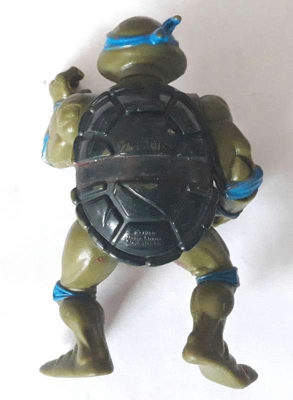 Vintage 1988 Playmates TMNT Leonardo Action Figure
