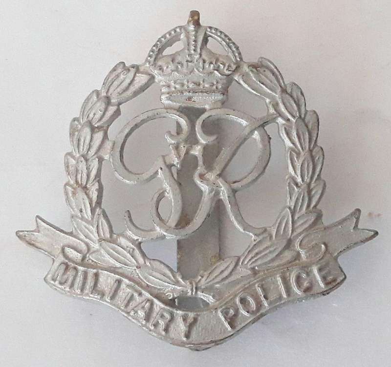 British Army 1930/40s Military Police Cap Badge
