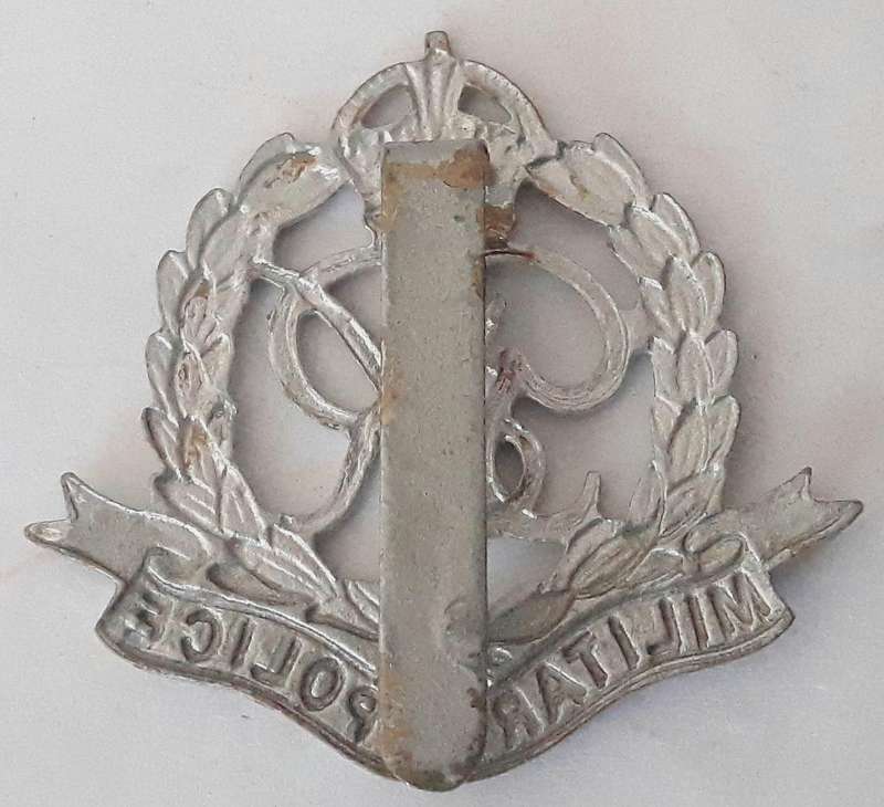 British Army 1930/40s Military Police Cap Badge