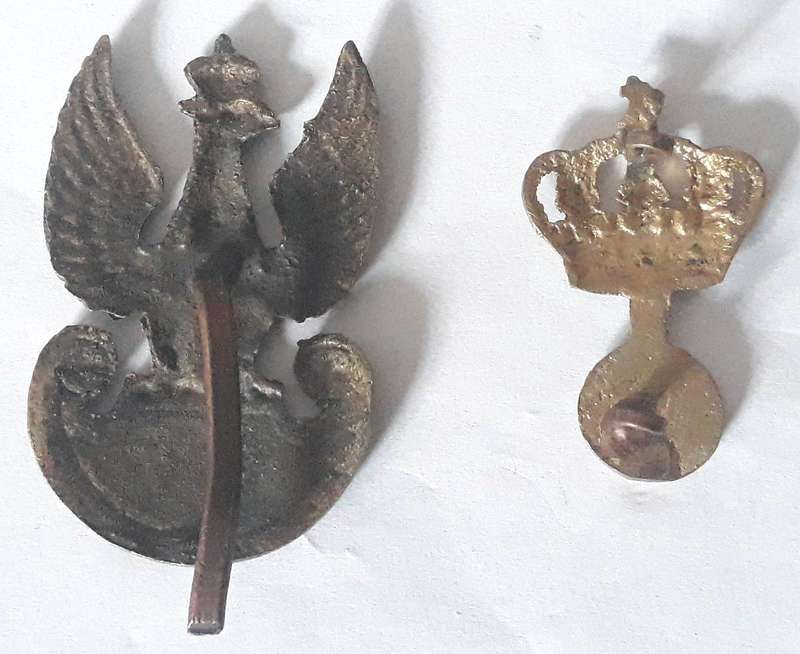 WW2 Era Cap Badges
