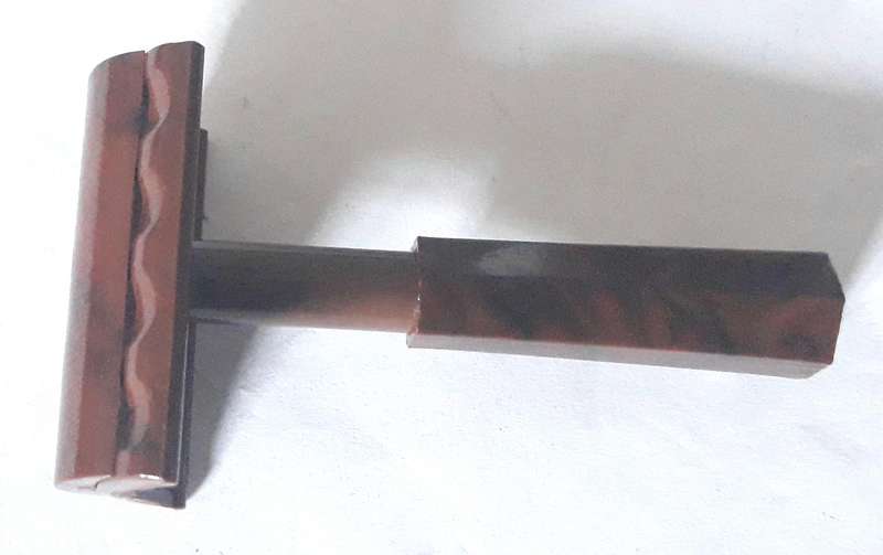 Vintage Canadian Dulev Travel Safety Razor